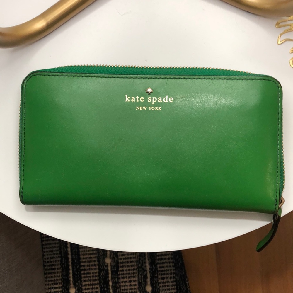 Kate Spade Zip-Around Wallet - Kelly Green
